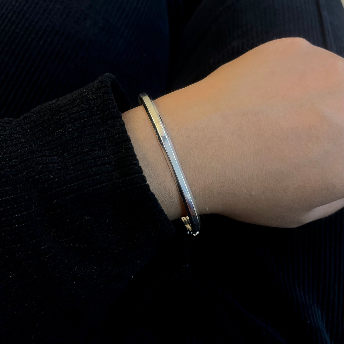 Bracelete médio (fio quadrado)