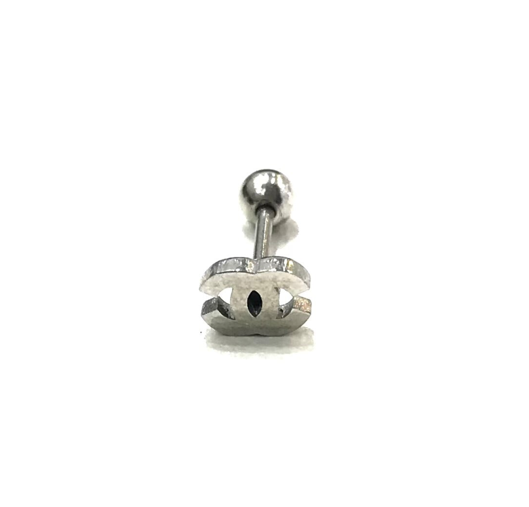Piercing Chanel (Aço inoxidável)
