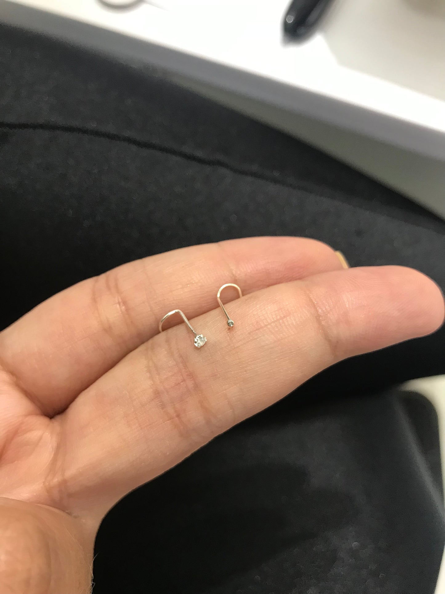 Piercing nariz ponto de luz (Prata 925)