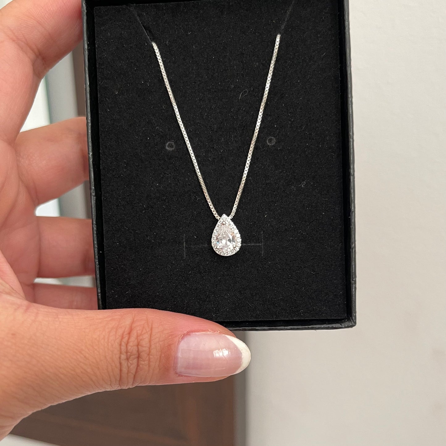 Colar de Prata Gota com Zircônia