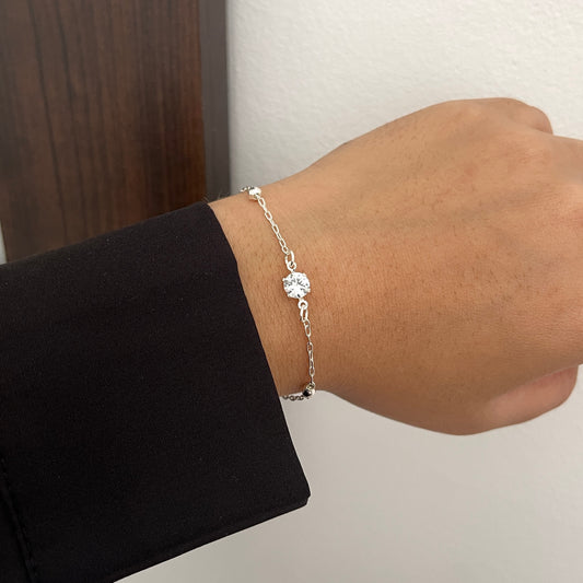 Pulseira com zircônia
