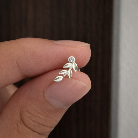 Piercing Conch/Helix Raminho em (Prata 925)